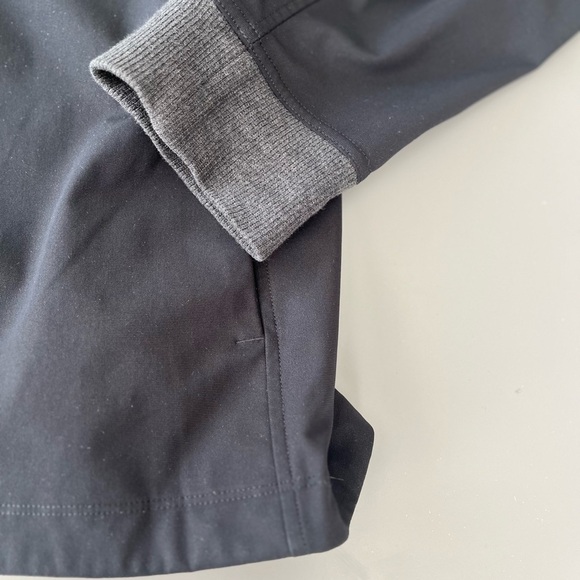 [L] Lululemon Swipe Right Jacket Black / Heathered Black - Picture 8 of 15